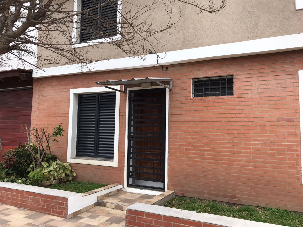El trebol, departamento estilo loft.- 