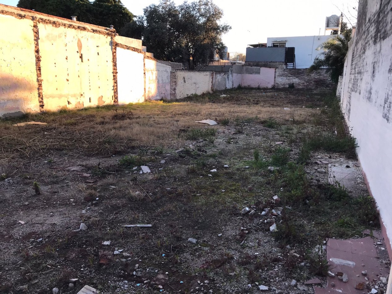 B° PARQUE CAPITAL, HERMOSO TERRENO, MUY LINDA ZONA.- 