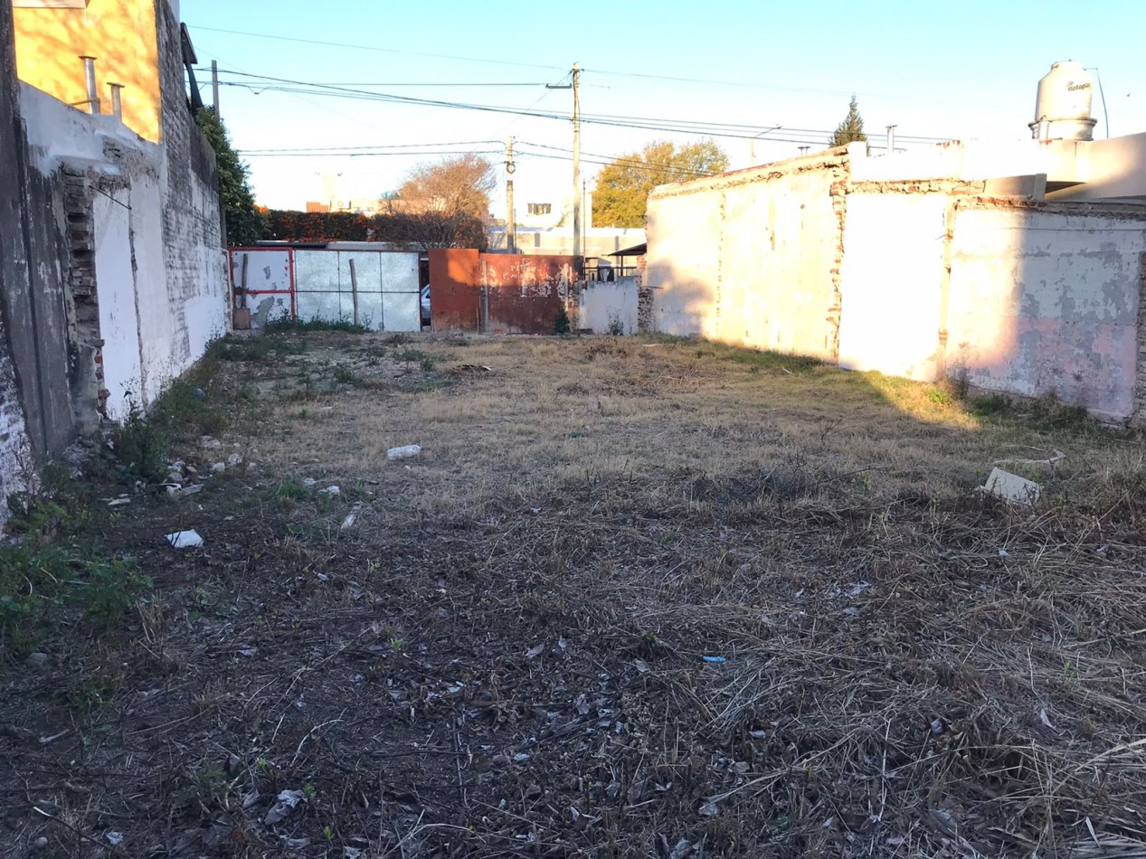 B° PARQUE CAPITAL, HERMOSO TERRENO, MUY LINDA ZONA.- 