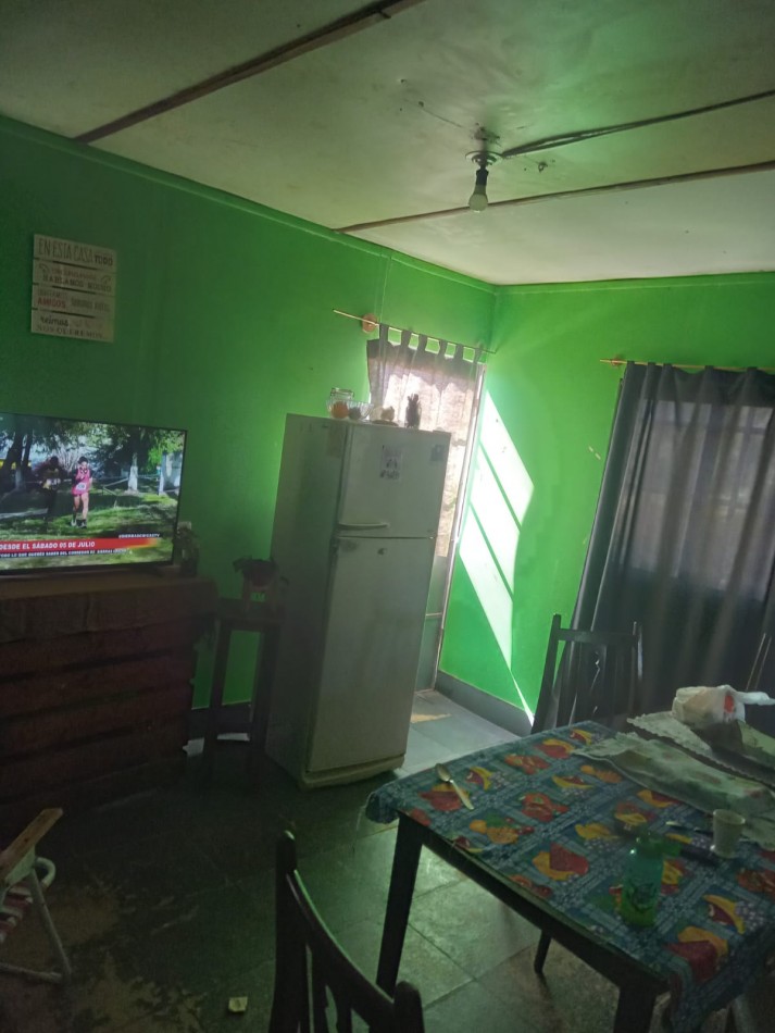 SE VENDE BARRIO ATE, Inversion asegurada: casa + 2 departamentos con potencial de renta