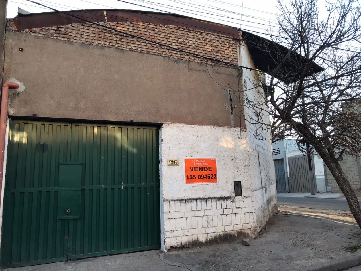 BARRIO OBSERVATORIO, SE VENDE GALPON A SOLO 10 METROS DE AV.JULIO A.ROCA.-