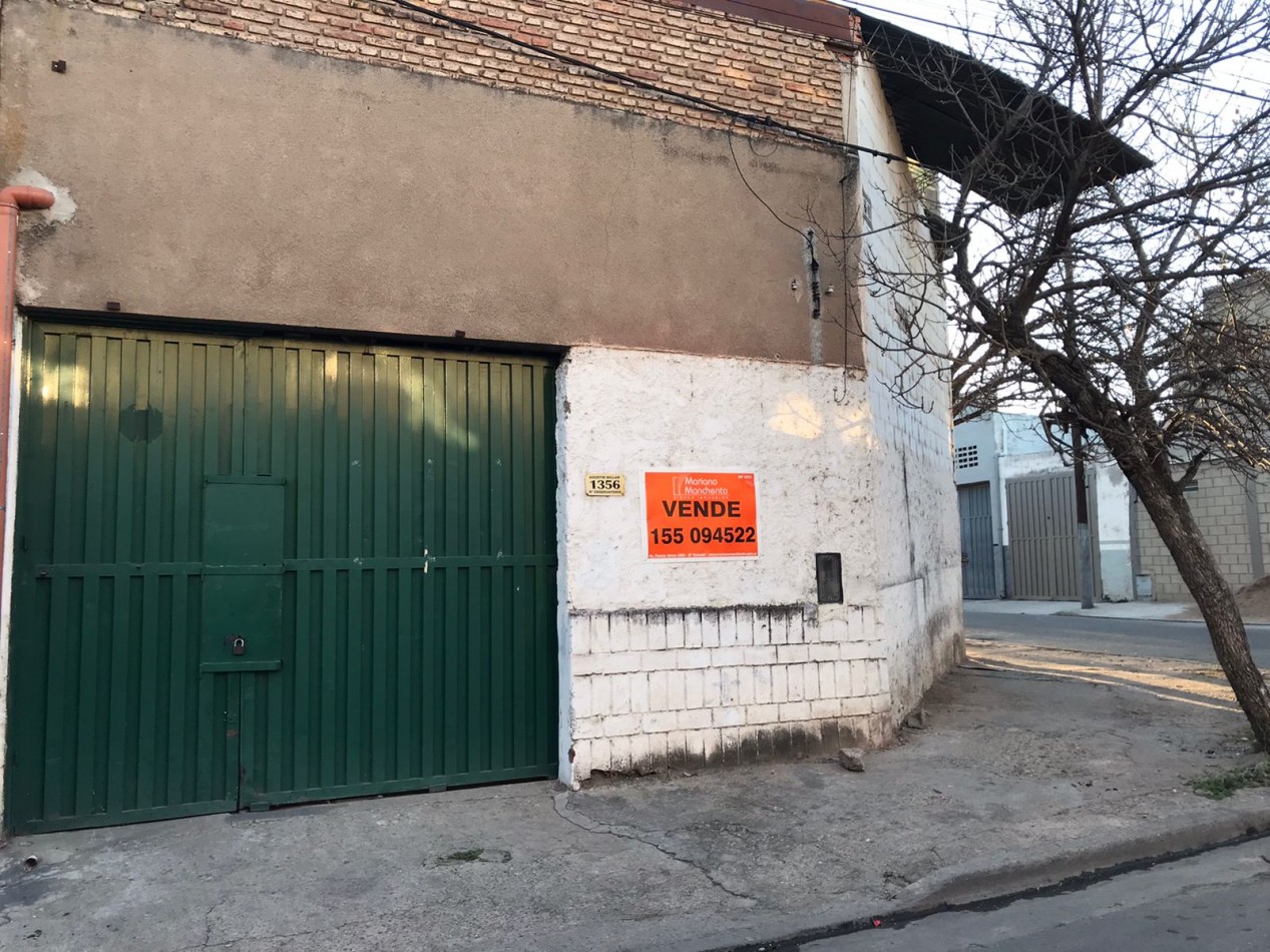 BARRIO OBSERVATORIO, SE VENDE GALPON A SOLO 10 METROS DE AV.JULIO A.ROCA.-