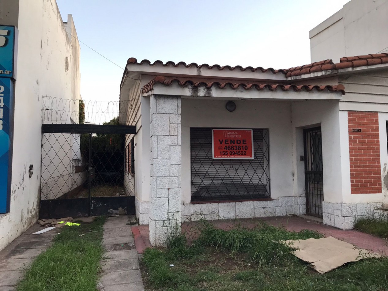 SOBRE RUTA 20( AVENIDA FUERZA AEREA AL 2400) ZONA 100% COMERCIAL Y BANCARIA.-