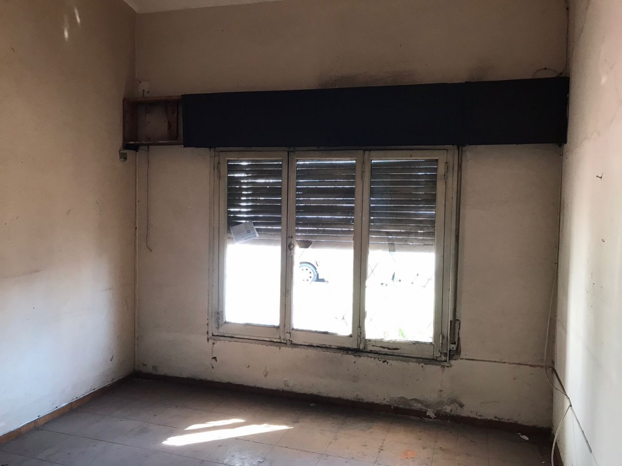 SOBRE RUTA 20( AVENIDA FUERZA AEREA AL 2400) ZONA 100% COMERCIAL Y BANCARIA.-