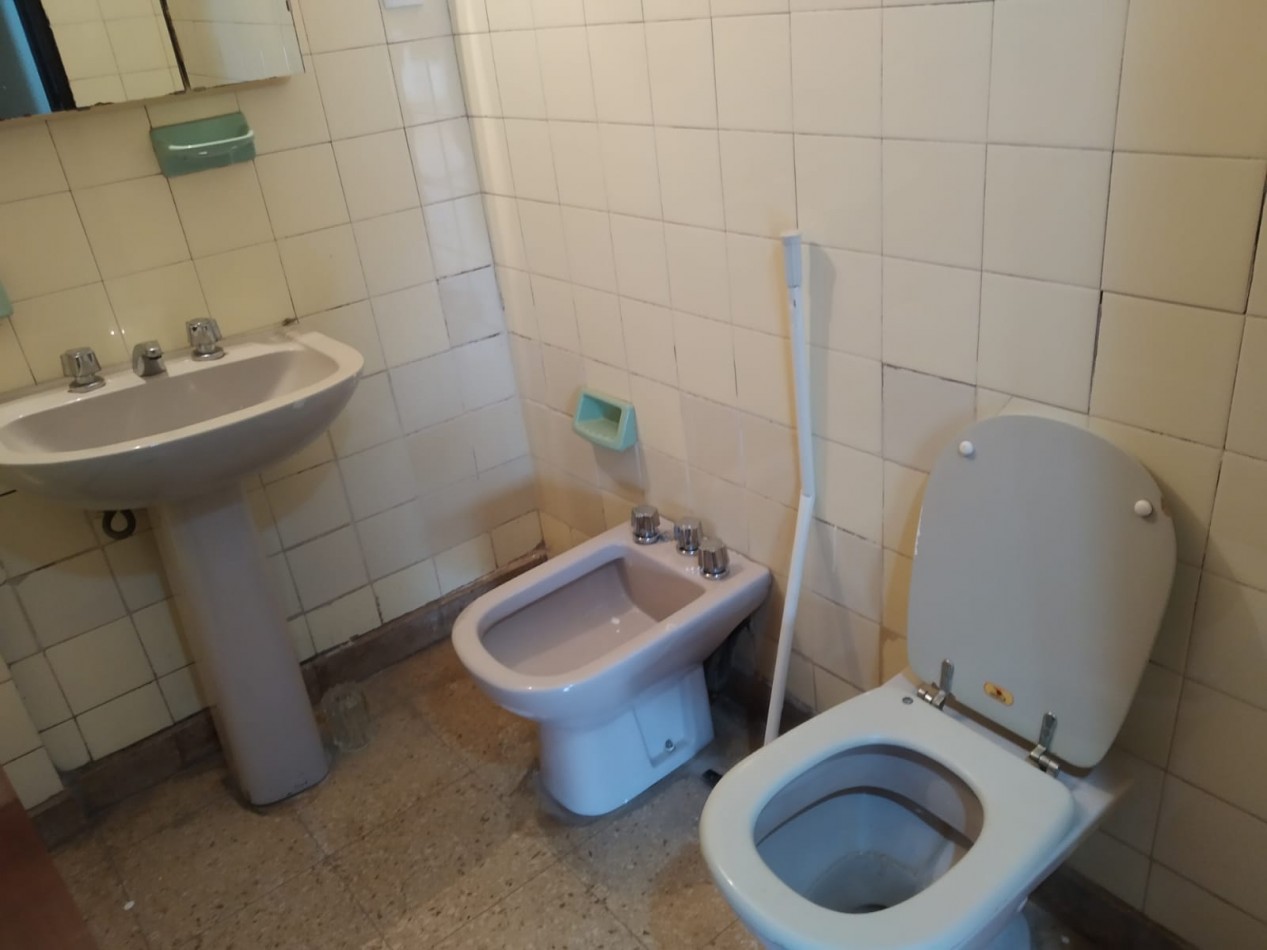 CASA TIPO DUPLEX Bo PARQUE VELEZ SARFIELD, LINDA ZONA