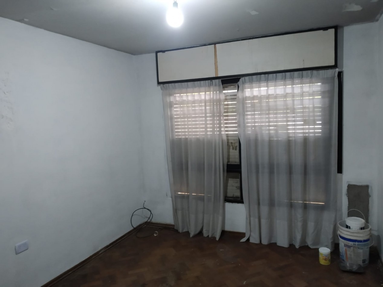 CASA TIPO DUPLEX Bo PARQUE VELEZ SARFIELD, LINDA ZONA