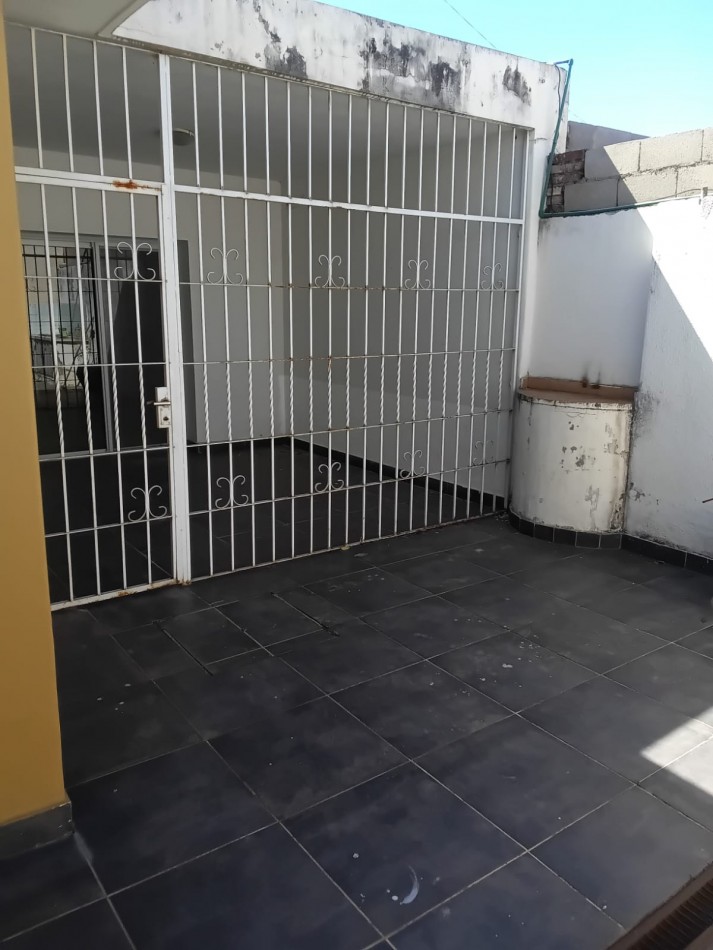 Excelente Propiedad en Esquina sobre Fuerza Aerea
