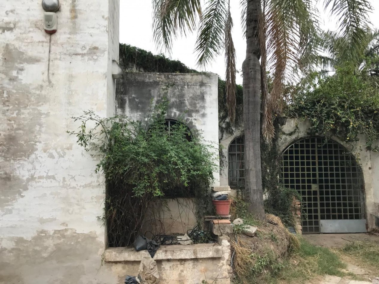 PARQUE CAPITAL, IMPORTANTE PROPIEDAD CON GRAN TERRENO, OPORTUNIDAD.-