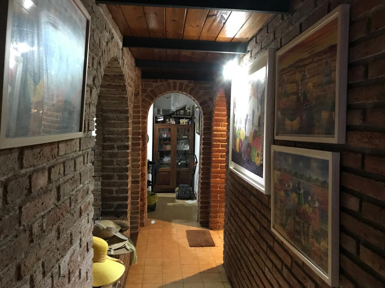 PARQUE CAPITAL, IMPORTANTE PROPIEDAD CON GRAN TERRENO, OPORTUNIDAD.-