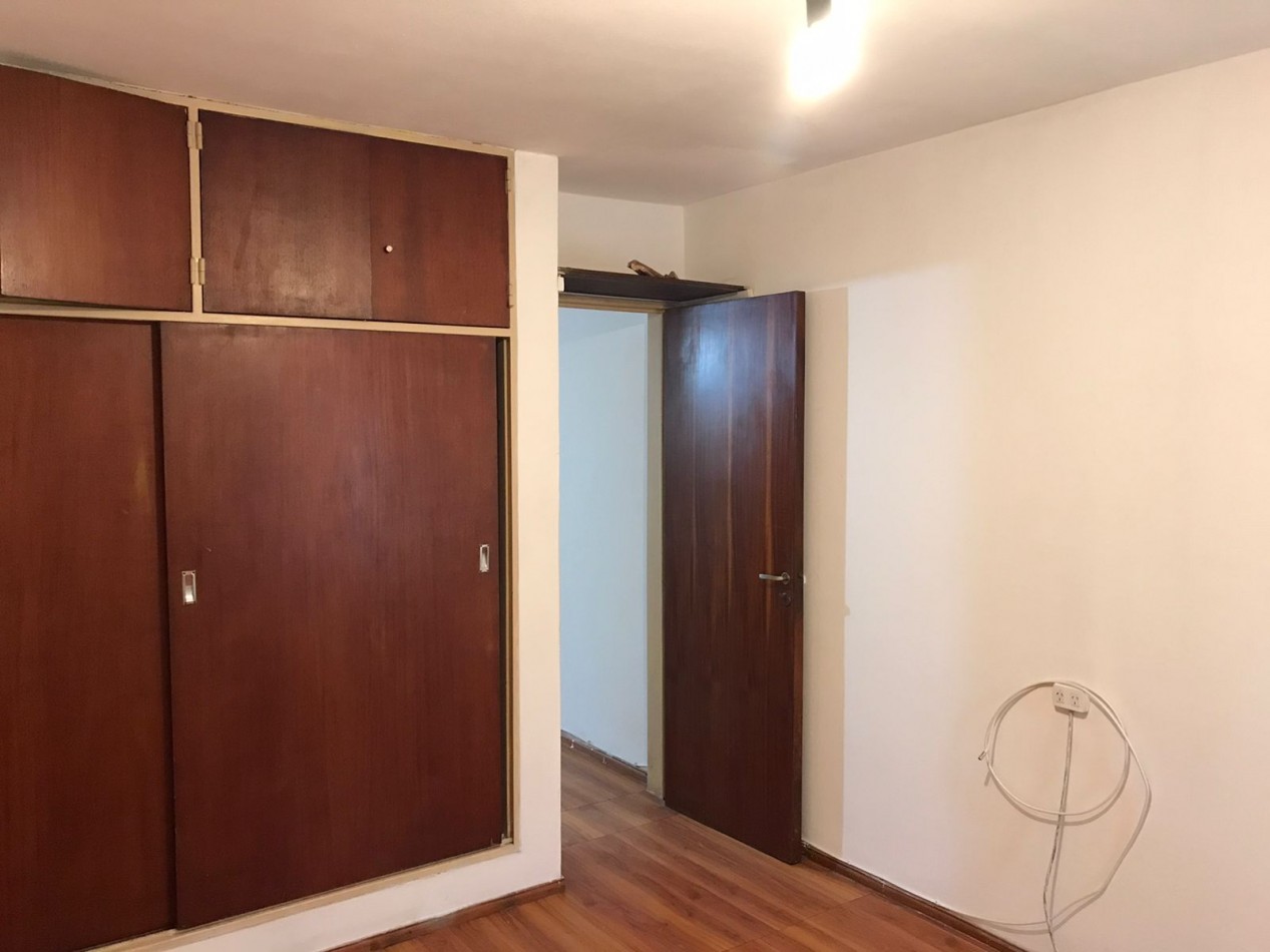 B° Maurizzi, Departamento planta alta, complejo semi cerrado.-  DEPARTAMENTO