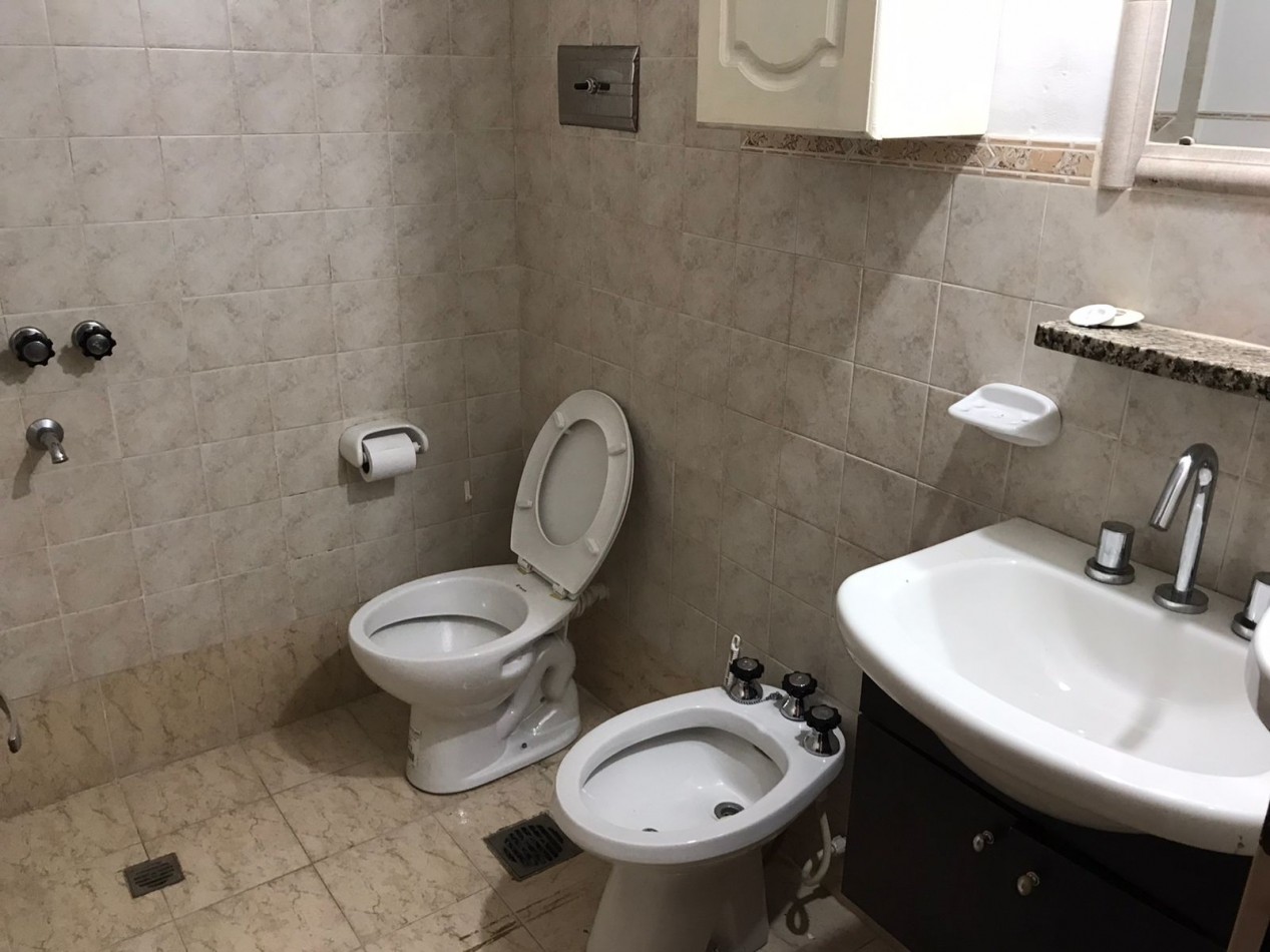 B° Maurizzi, Departamento planta alta, complejo semi cerrado.-  DEPARTAMENTO