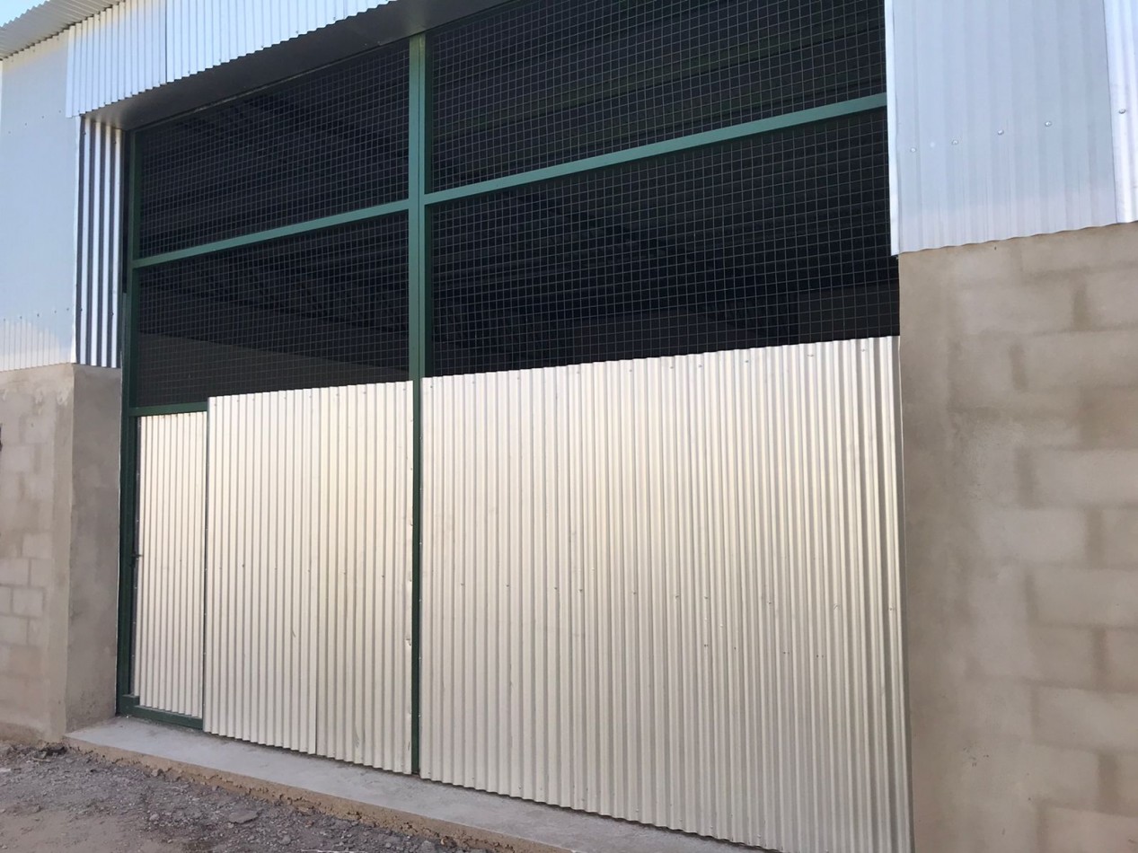 ALBERDI, ESPECTACULAR GALPON NUEVO A ESTRENAR.-
