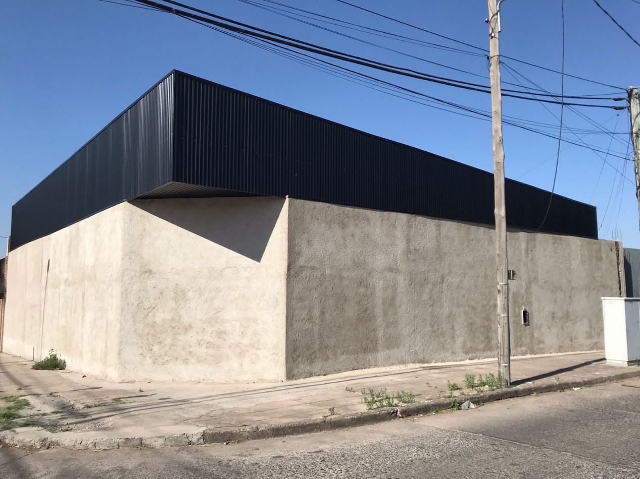 ALBERDI, ESPECTACULAR GALPON NUEVO A ESTRENAR.-
