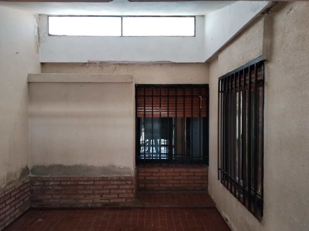 Residencial Velez Sarsfield, linda zona.-