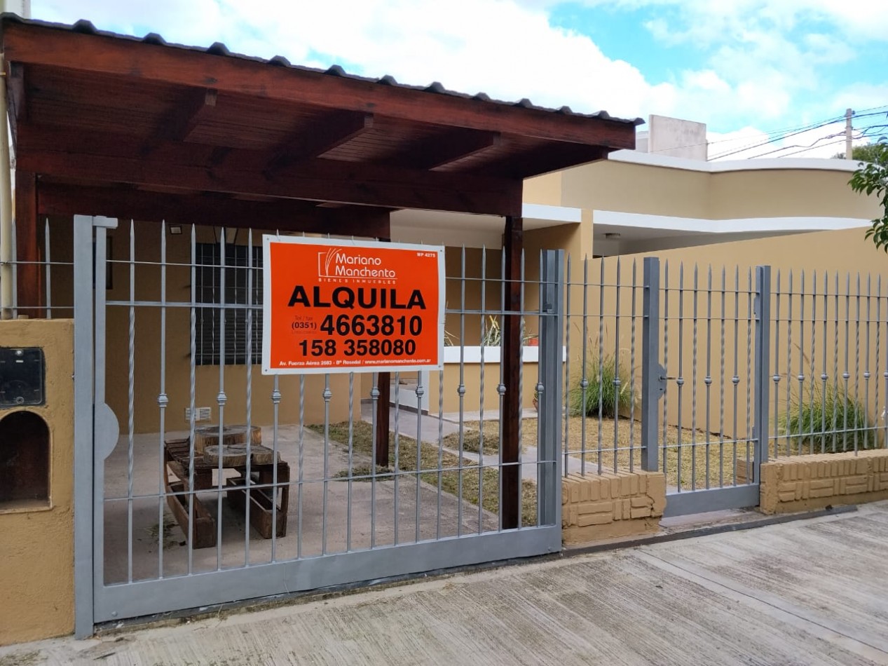 ROSEDAL, IMPECABLE VIVIENDA A UNA CUADRA DE RUTA 20.- 