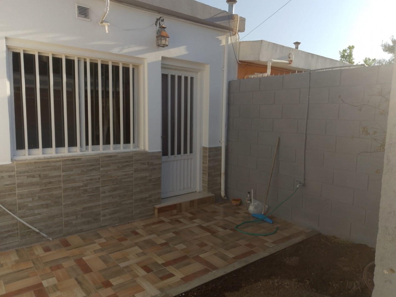 VILLA ADELA, IMPECABLE DEPARTAMENTO MONOAMBIENTE INTERNO.- 