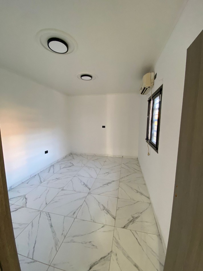 BARRIO VILLA ADELA, SE ALQUILA HERMOSA PROPIEDAD NUEVA A ESTRENAR 