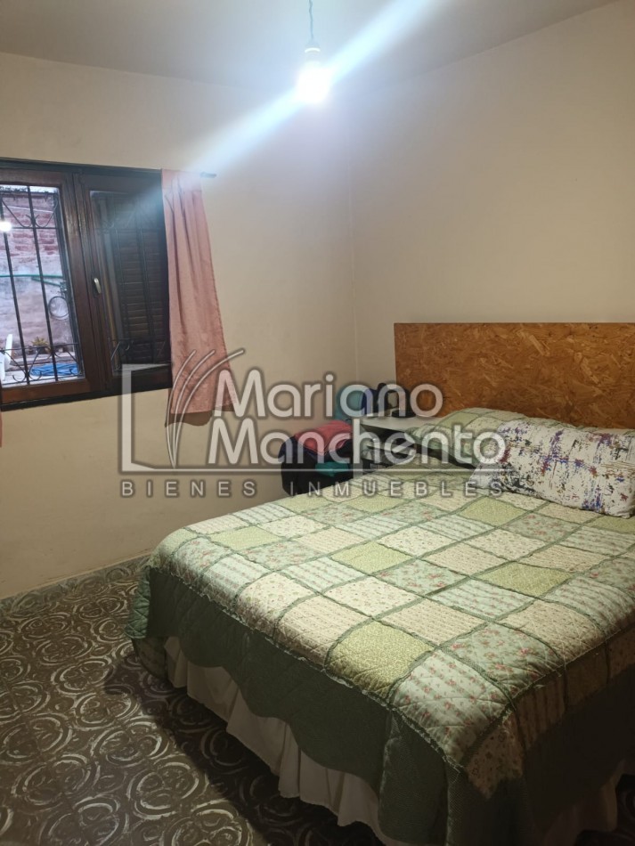 BARRIO VILLA ADELA, OPORTUNIDAD, CASA PARA LA VENTA ( APTA CREDITO CON PLANOS) 