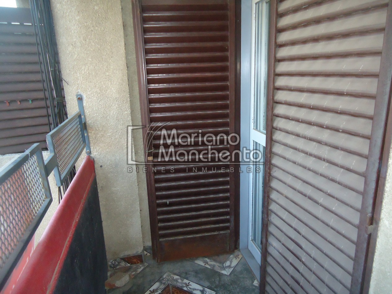 Bo Colon, a metros de Av. sabattini.-OPORTUNIDAD CON RENTA.- 