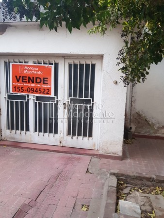Barrio A.T.E., se vende casa amplia para reciclar