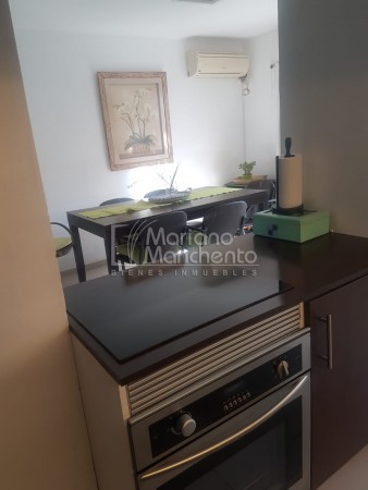 Barrio Avenida, se vende excelente casa mas departamento 