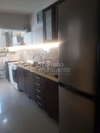 Barrio Avenida, se vende excelente casa mas departamento 