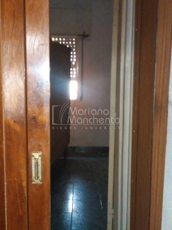  Achaval Peña, Excelente Zona, Rapido Acceso Al Centro.- Vivienda + departamento.-
