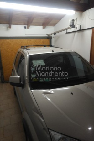 Excelente casa para la venta en Barrio Parque Capital, a metros del Club Barrio Parque