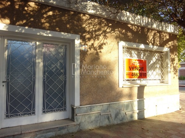 LOS PLATANOS, SOBRE CALLE PRINCIPAL DEL BARRIO, LINDA ZONA, APPTA CREDITO BANCOR.- 