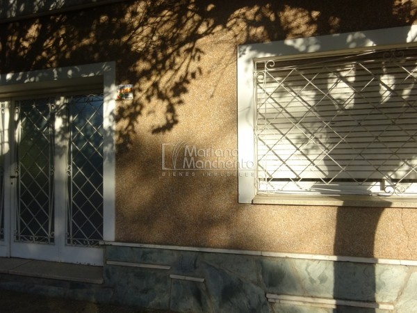 LOS PLATANOS, SOBRE CALLE PRINCIPAL DEL BARRIO, LINDA ZONA, APPTA CREDITO BANCOR.- 