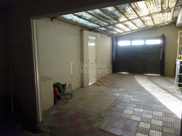 LOS PLATANOS, SOBRE CALLE PRINCIPAL DEL BARRIO, LINDA ZONA, APPTA CREDITO BANCOR.- 