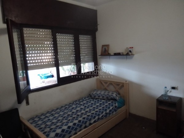 Se vende casa en Barrio Ameghino Sur.