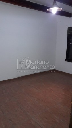 LOS PLATANOS, EXCELENTE VIVIENDA CON PILETA " SEÑADA" 