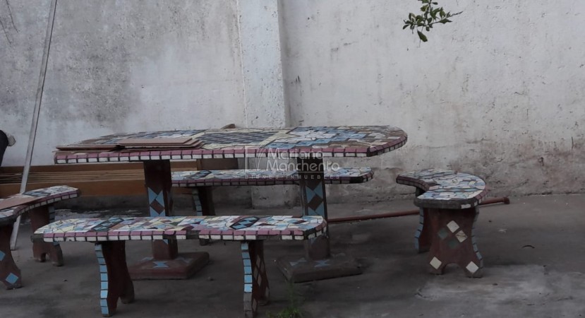 LOS PLATANOS, EXCELENTE VIVIENDA CON PILETA " SEÑADA" 
