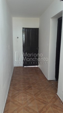 LOS PLATANOS, EXCELENTE VIVIENDA CON PILETA " SEÑADA" 