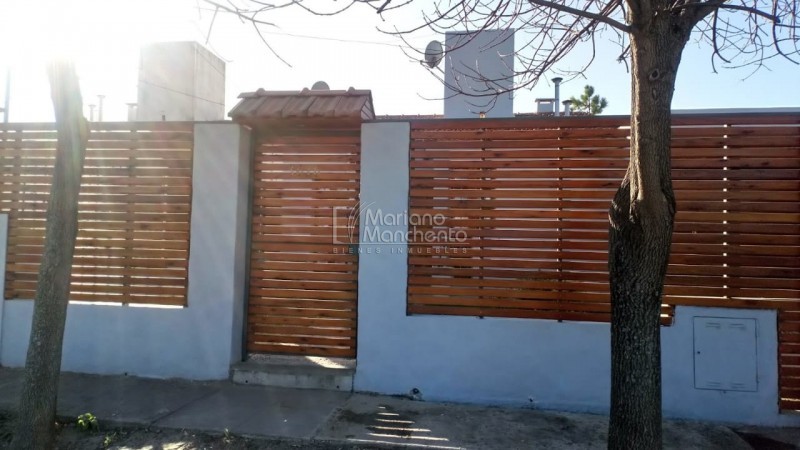 SE VENDE PROPIEDAD EN RENE FAVALORO (ZONA DE MATIENZO)