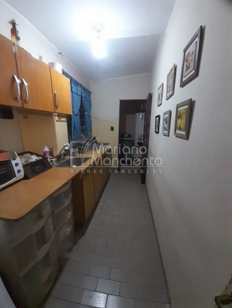 Se vende casa esquina en Barrio Rosedal Anexo