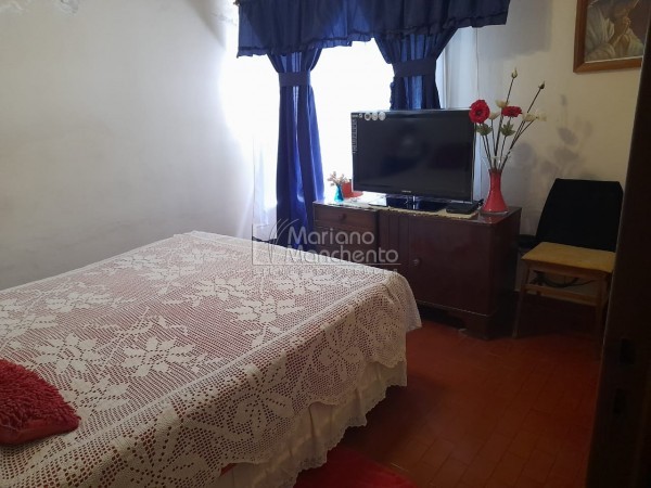 Se vende casa esquina en Barrio Rosedal Anexo