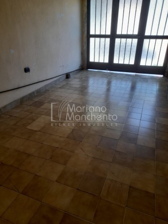 Se vende casa esquina en Barrio Rosedal Anexo