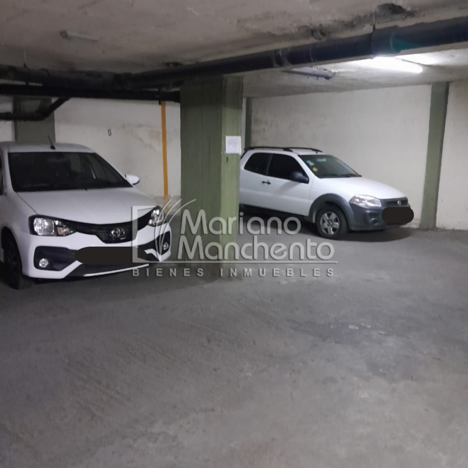 Oportunidad, se vende comoda cochera en Barrio Centro