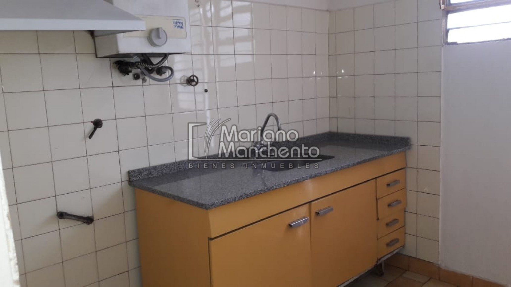 BARRIO LOS NARANJOS A POCAS CUADRAS DE RUTA 20, SE VENDE EXCELENTE PROPIEDAD
