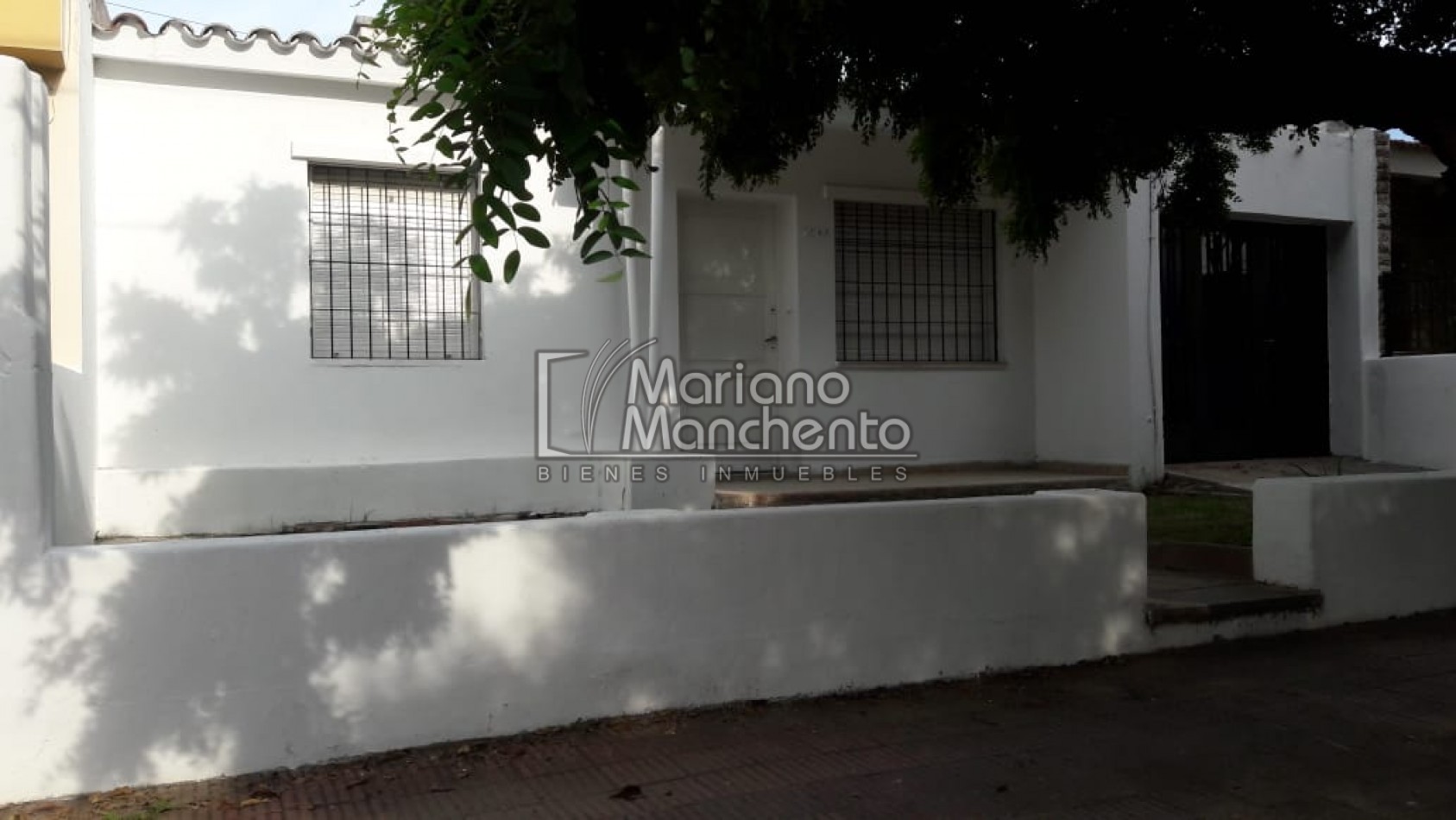 BARRIO LOS NARANJOS A POCAS CUADRAS DE RUTA 20, SE VENDE EXCELENTE PROPIEDAD