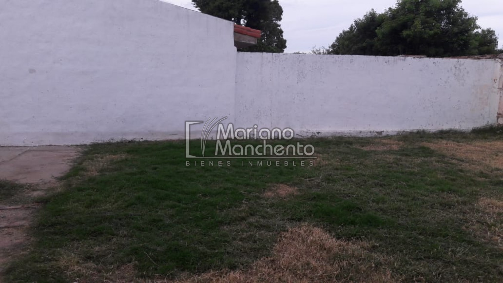 BARRIO LOS NARANJOS A POCAS CUADRAS DE RUTA 20, SE VENDE EXCELENTE PROPIEDAD