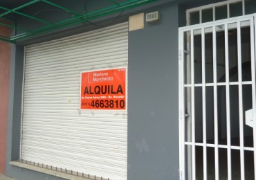 AVENIDA, HERMOSO LOCAL A UNA CUADRA DEL DINO R-20.
