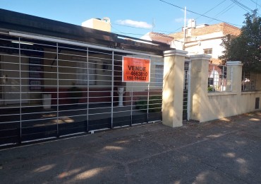 BARRIO SAN RAFAEL, SE VENDE CASA CON LOCAL COMERCIAL