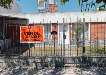 Se Vende Casa para Reciclar en Barrio Los Naranjos, OPORTUNIDAD PARA INVERSION!! " SEÑADA" 