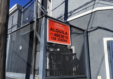 Barrio Ameghino Sur, se alquila departamento en planta alta 