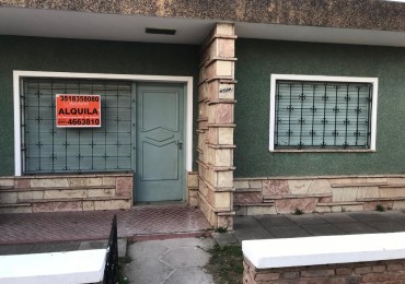 Alto Alberdi, linda zona a dos cuadras de Av. Santa Ana.-
