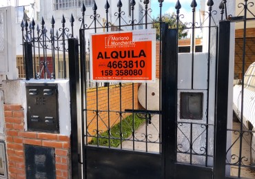 Los platanos, hermoso departamento interno, ingreso independiente.- 