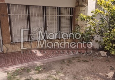 BARRIO LOS NARANJOS, CASA PARA LA VENTA 